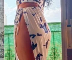 VENEZOLANA ESPONTÁNEA DIVERTIDA UNA COMPAÑÍA DE LUJO