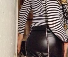 Tu chica perfecta para una escapada secreta