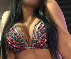 Masajes de todo tipo también, testiculares. Juguetes