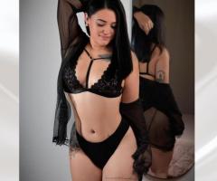 SARA 28 AÑOS COLOMBIANA TODA UNA NOVEDAD EN TORREVIEJA - 2