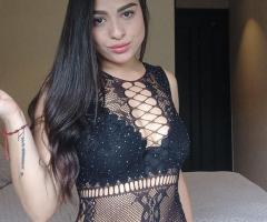 MELANIE , COLOMBIANA IMPLICADA Y FIESTERA