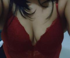 Divertida e implicada muy agradable y complaciente