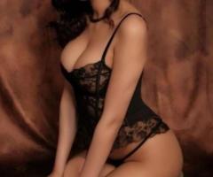 Chicas descaradamente guapas ... Solo en Canovelles