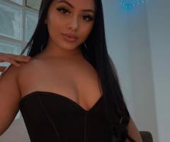 MEGAN FOGOSA Y  ENCANTADORA
