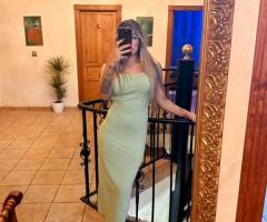 Hermosa y cariñosa tu mejor escape