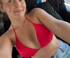 Masaje de acompañante profesional disponible