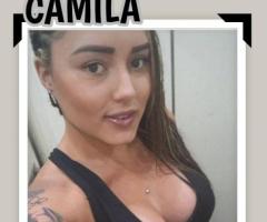 UNA CHICA CARIÑOSA Y COQUETA