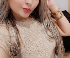 Rubia exótica recién llegada