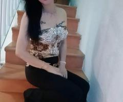 Bonita mujer asiática, muy cariñosa y complaciente