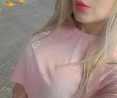 SOFIA RUBIA EXPLOSIVA Y CACHONDA