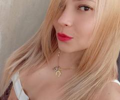 SOFIA RUBIA EXPLOSIVA Y CACHONDA