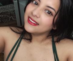 Sol sexy morena latina