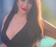 Milf sevillana a solas, con mi novio o con mi compañera de piso - 8