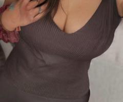 Milf sevillana a solas, con mi novio o con mi compañera de piso - 11